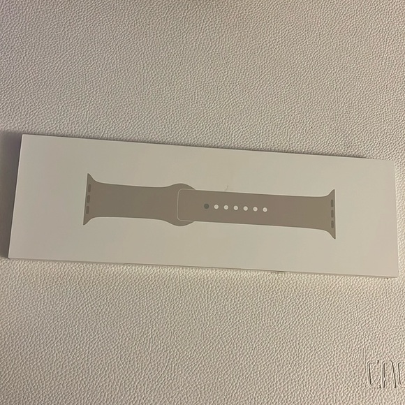 New Apple Watch Adjustable Sport Band in Starlight 41mm M/L - Picture 2 of 5